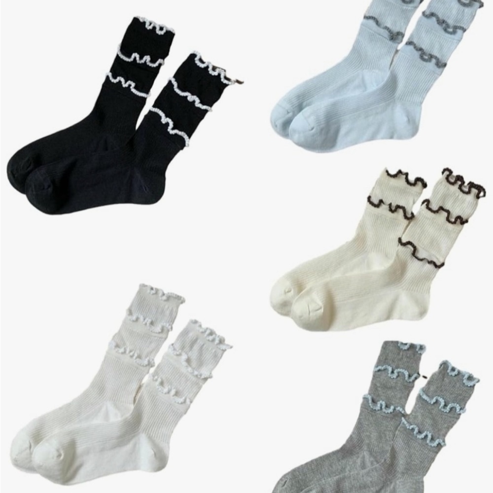 NWT 5 Pair Ruffle Bow Socks